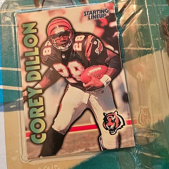 Vintage 1999 Cincinnati Bengals Corey Dillon Figurine and Card - Picture 2 of 7